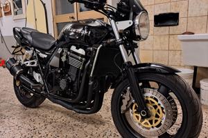 kawasaki zrx 1100 ASI