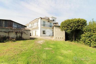 CASA INDIPENDENTE A ROSETO DEGLI ABRUZZI