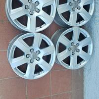 4 cerchi 17 originali Audi A3 A4 Q2 Q3 TT A6