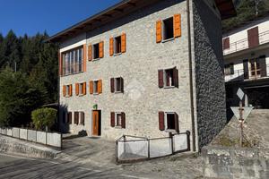 CASA SEMINDIPENDENTE A VENTASSO