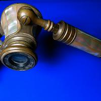 binocolo da teatro -madreperla - primi del 900