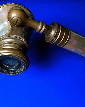 binocolo da teatro -madreperla - primi del 900