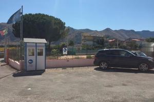 Attività di parcheggio-terreno