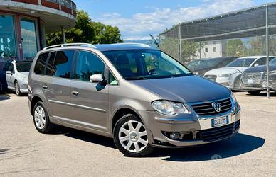 Volkswagen Touran 2008 2.0 TDI 7 POSTI CAMBIO AUTO