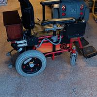 Carrozzina elettrica, per anziani o disabili