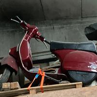 Piaggio Vespa PX 200 E