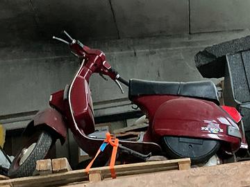Piaggio Vespa PX 200 E