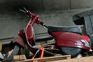 Piaggio Vespa PX 200 E