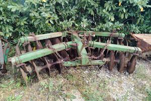 Attrezzi agricoli 