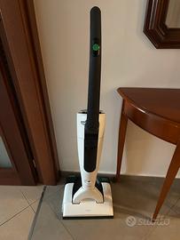 Folletto aspirapolvere e lavapavimenti