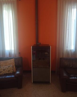 Idrostufa a pellets Ungaro mod. Maia 32,8 Kw