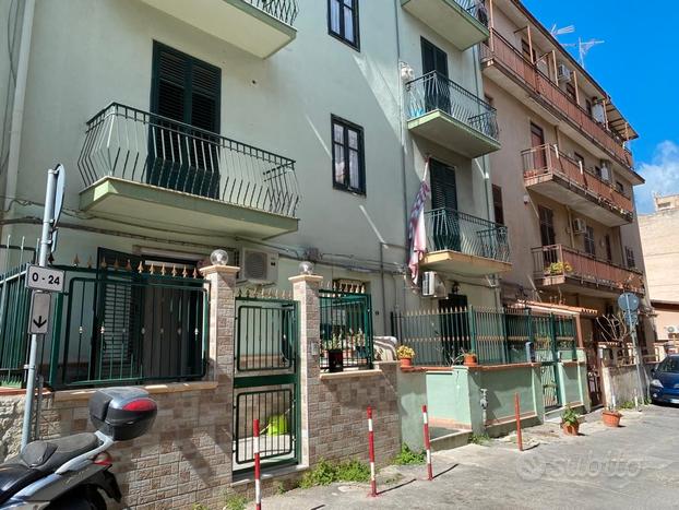 4 VANI 170 MQ VILLAGRAZIA di PALERMO