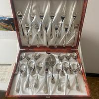 Set posate acciaio e oro