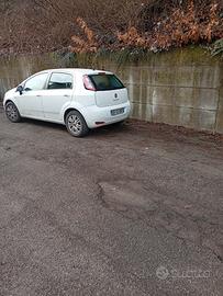 fiat punto 1.3 diesel 75 CV 2013