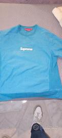 Felpa Supreme e accessori 