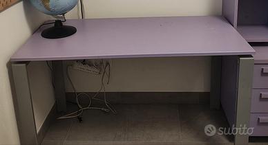 set scrivania con libreria e cassettiera lilla
