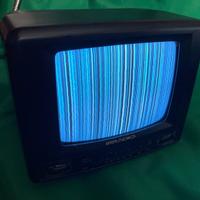 IRRADIO: PICCOLO TV PORTATILE- XTB-507 ANNI 80 B/N