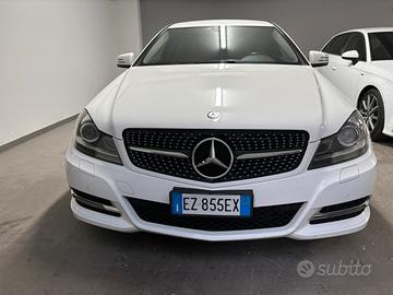 Mercedes c220 cdi coupe automatica - AMG
