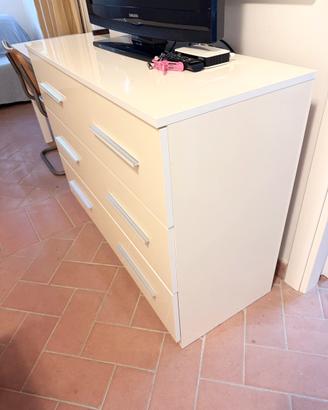 Cassettiera