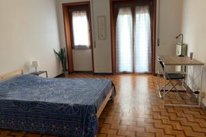 Stanza matrimoniale uso singola Rifredi Firenze