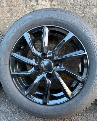 cerchi il lega r15 con gomme