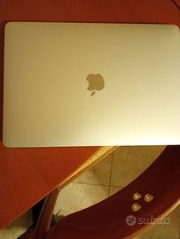 Mac book pro 13" retina