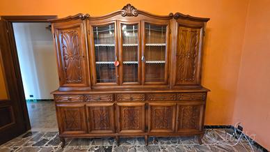 Credenza in legno massello stile classico