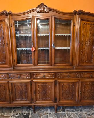 Credenza in legno massello stile classico