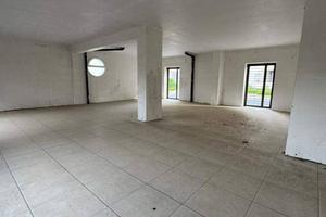 Immobile di 235 m² a Sant'Arpino