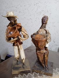 Statuette carta pesta 