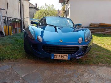 LOTUS Elise - 2004
