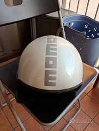 casco Momo design 