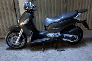 Aprilia Scarabeo 500 del 2006