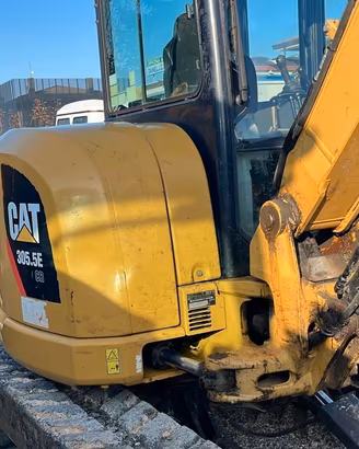 Escavatore Caterpillar 305. 5E