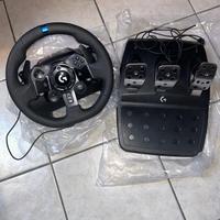 simualtore di guida logitech g29