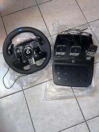 simualtore di guida logitech g29