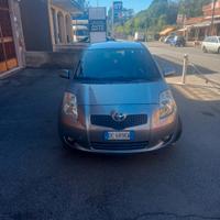 Toyota Yaris 1.4 D-4D 5 porte Sol