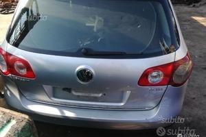 Volkswagen Passat 2010