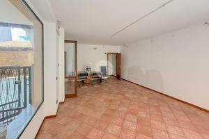 NEGOZIO A TREVIGLIO