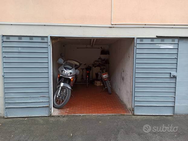 Garage via dell'arcoveggio