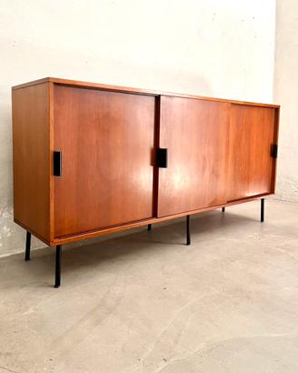 Credenza in legno anni 60, produzione ISA.