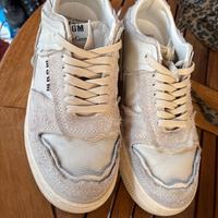 Scarpe nuove