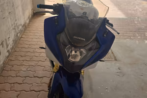 Honda CBR 600 F 2012 (22k km, Arrow + Centralina)