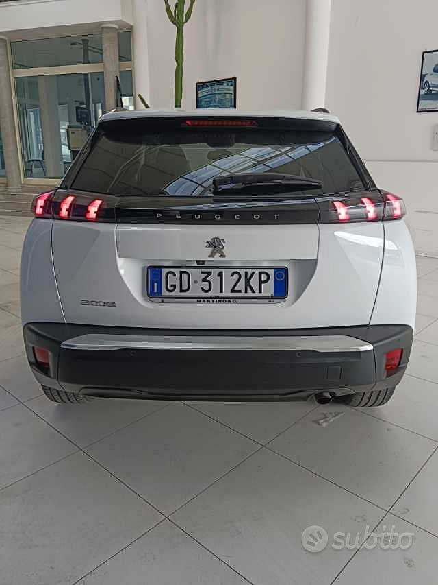 Peugeot 2008 2021 photo 4