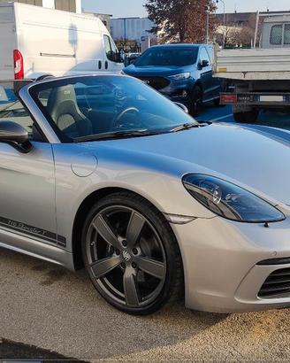Porsche  boxter 718 t