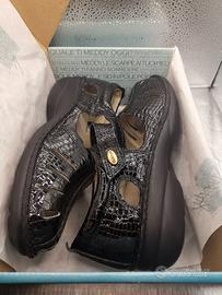 Lotto Scarpe Sanitarie Donna Nuove 38/39