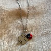 Collana portafortuna quadrifoglio coccinella