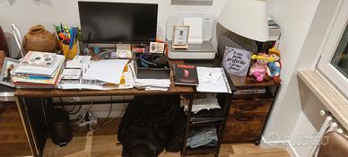 Scrivania da studio 