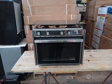 Combinazione forno più fuochi pari al nuovo