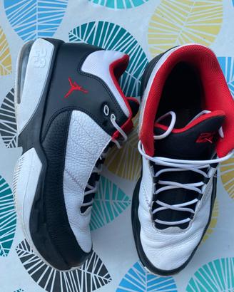 Scarpe JORDAN max aura 3